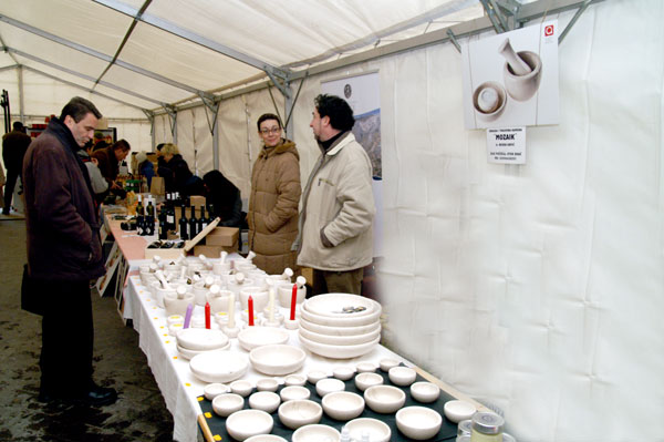 2009. 12. 17. - Hrvatski otočni proizvodi na Božićnom sajmu u Tkalči